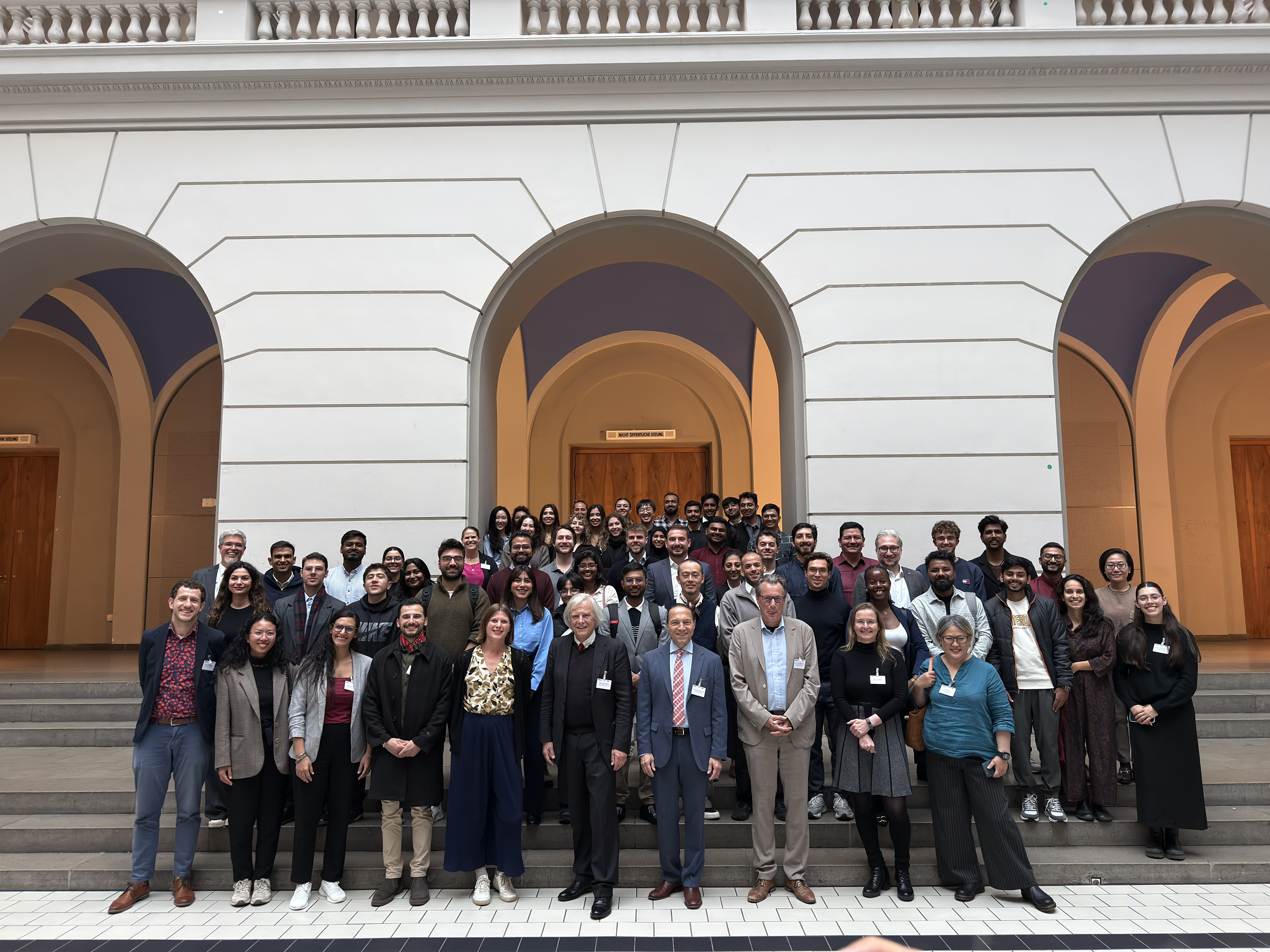 Meet your SuMo MBA: Modules, Campus & Student Stories