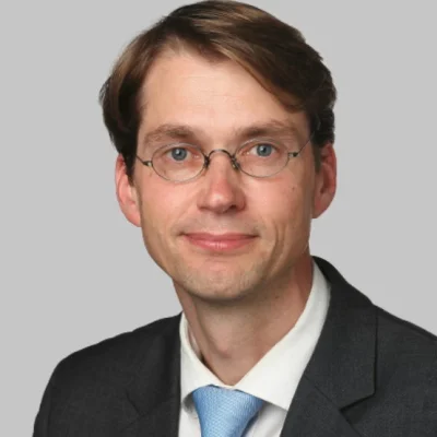 Dr. Oliver Koch