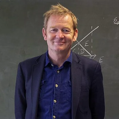 Prof. Dr. Roland Menges